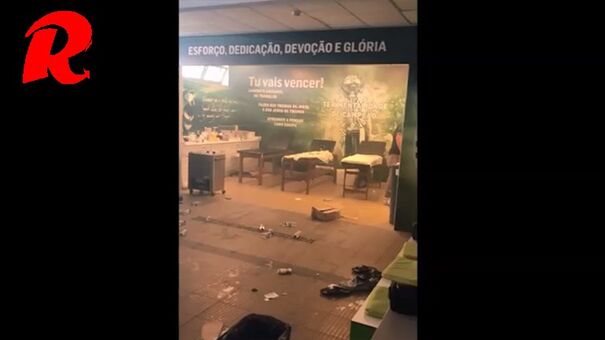 Vídeo Record: Balneário do Sporting ficou neste estado