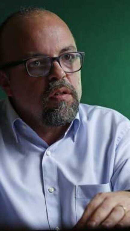 Nuno Saraiva Vai um desespero sem fim para os lados da Luz