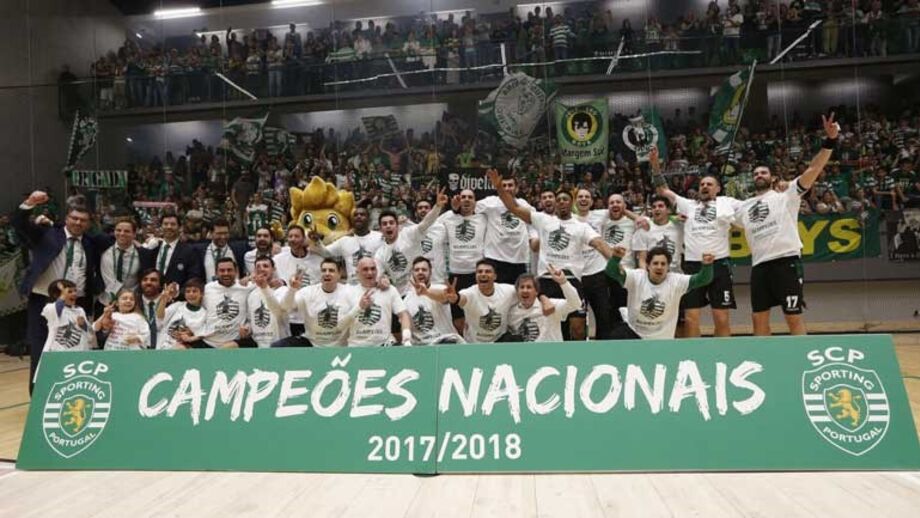 Sporting vence Benfica e sagra-se bicampeão nacional