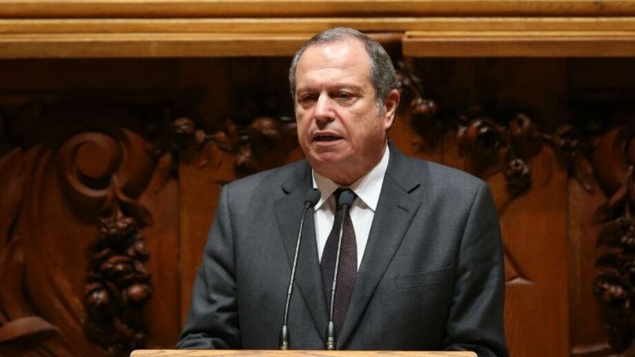 Carlos César: «Estamos numa fase em que interessa muito pouco o que o presidente do Sporting diz»