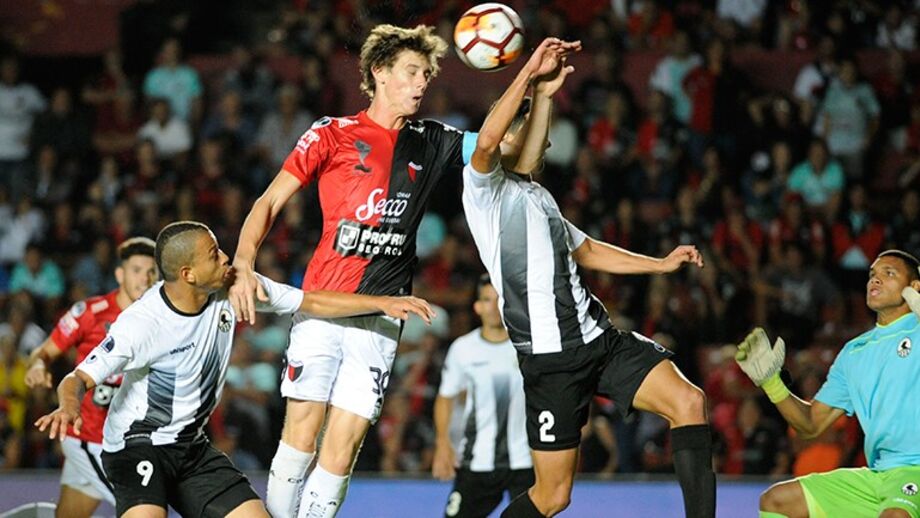 Conti fechado a pensar no onze