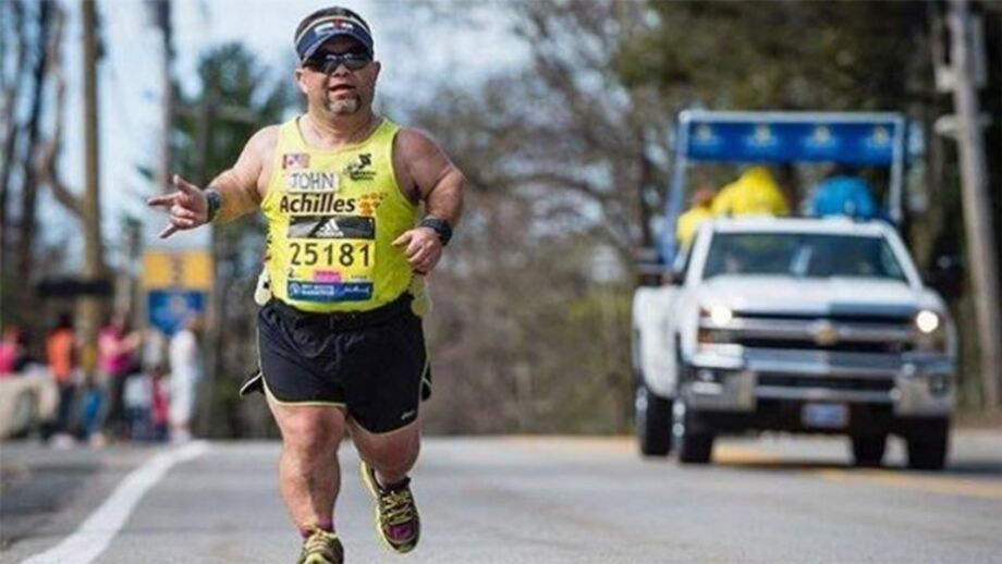 Norte-americano com nanismo quer completar 12 maratonas em 12 meses