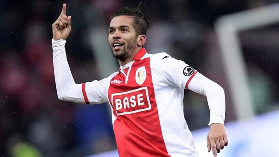 Mehdi Carcela rende encaixe de 625 mil euros