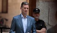 Iñaki Urdangarin foi condenado a cinco anos e dez meses de cadeia