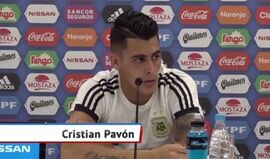 Pavón fala do momento único de partilhar o campo com Messi: «Sempre sonhei jogar com ele»