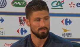 Giroud: «Com Kanté parece que jogamos com 12»