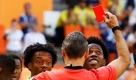 Carlos Sánchez ameaçado de morte por expulsão frente ao Japão