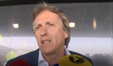 Jorge Jesus: «Falei com Slimani sobre ir para a Arábia e ele disse-me 'míster, és maluco'»