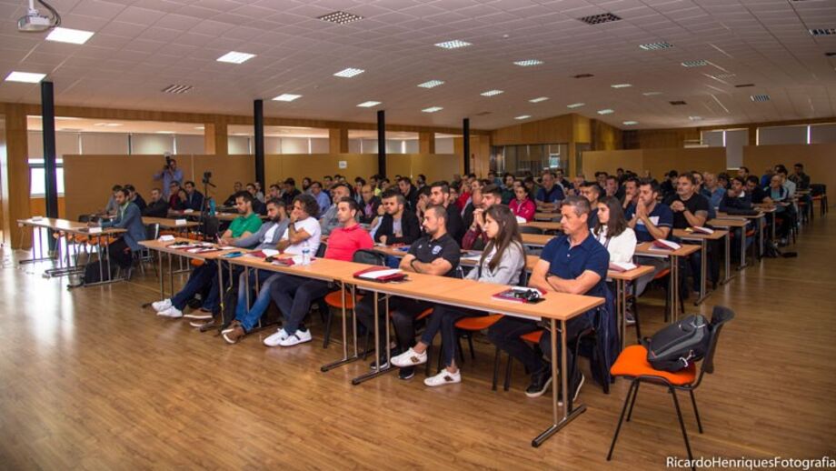 Treinadores de guarda-redes juntos em Vila Nova de Poiares