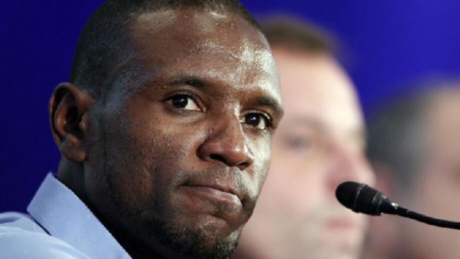 Abidal regressa ao Barcelona