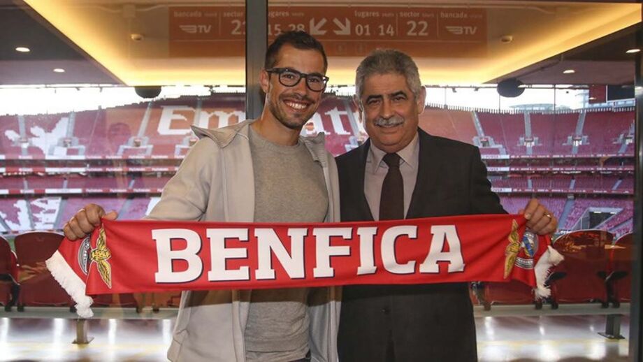 Luís Filipe Vieira dá os parabéns a Fernando Pimenta