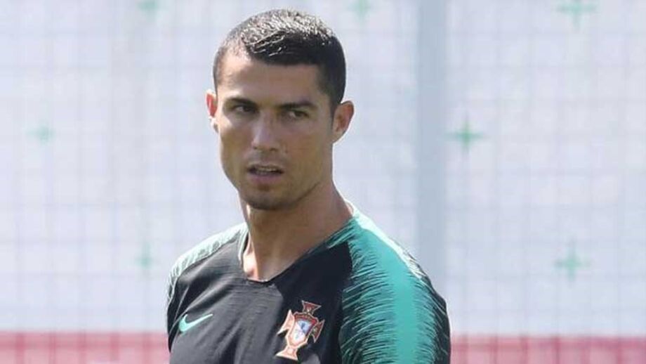 Espanhóis avançam que PSG oferece a Ronaldo 45 milhões de euros/ano