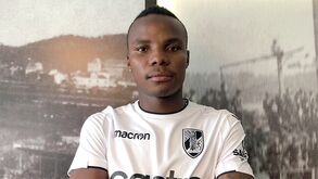 Internacional moçambicano anunciado como reforço