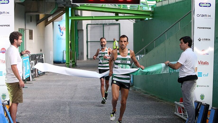 José Moreira e Catarina Ribeiro bisam em Alvalade