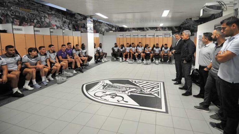 V. Guimarães regressa com quatro reforços