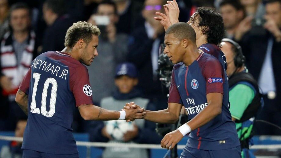 Treinador do PSG prefere Mbappé a Neymar e pode abrir porta de saída ao brasileiro