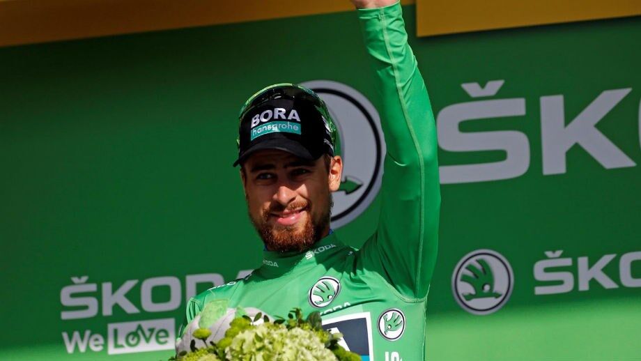 Peter Sagan caiu e sofreu múltimas escoriações