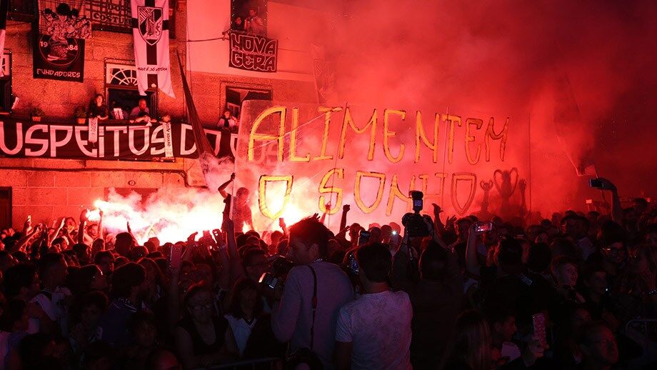 Guimarães saiu à rua para a apresentação do novo Vitória