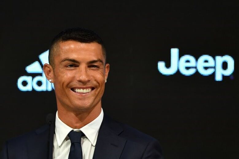 Ronaldo dá gorjeta generosa em hotel de luxo