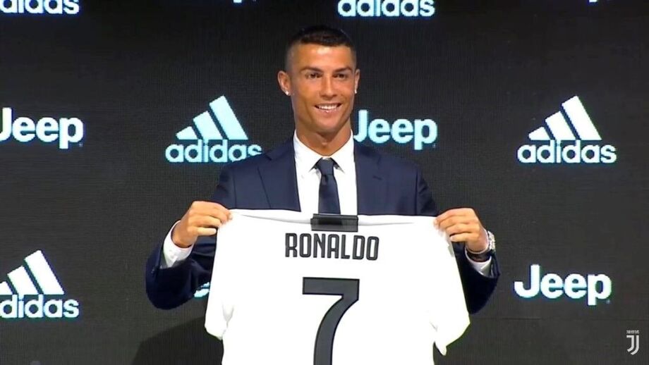 Cristiano Ronaldo mostrou a nova camisola com que vai jogar
