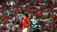 Ristovski (3) - Mostrou que vinha para a luta quando, com míseros segundos no cronómetro, teve uma entrada dura sobre Fejsa. A sua exibição foi muito isto: raça, agressividade na marcação e grande solidariedade defensiva e ofensiva.