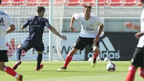 Azuis derrotados pelo Benfica B em jogo particular