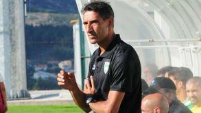 Cova da Piedade-Sp. Covilhã, 2-4: Serranos estreiam-se a ganhar