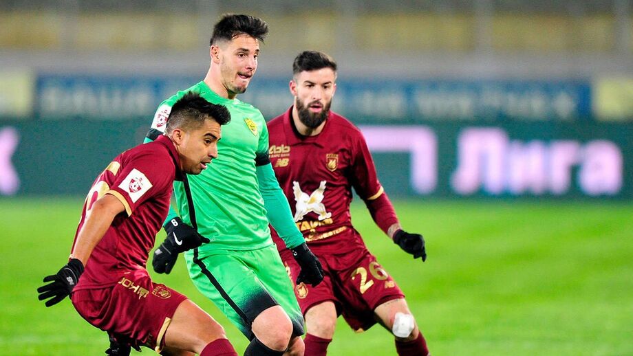 Ufa-Anzhi: Visitados procuram primeiro triunfo
