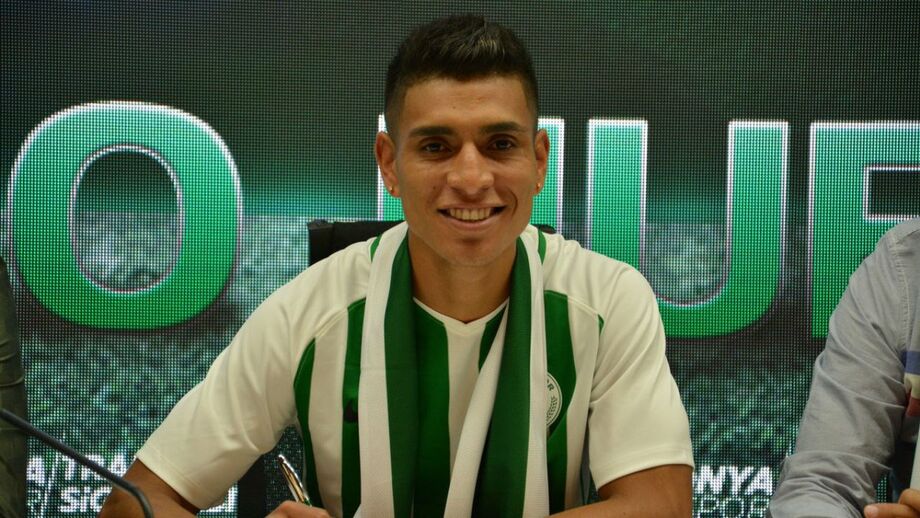 Turquia: Hurtado oficializado no Konyaspor