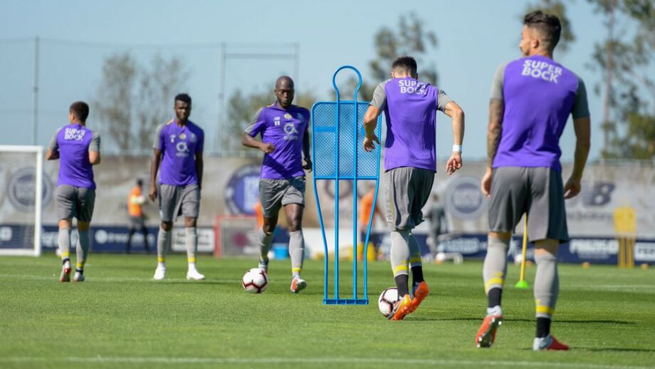 FC Porto inicia 'missão' Belenenses ainda com Marega a trabalhar à parte