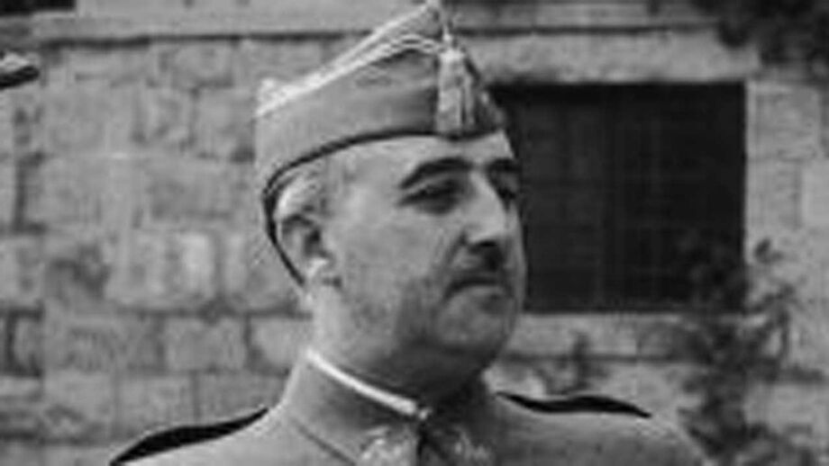 Governo espanhol aprova transladação de restos mortais de Franco