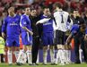 Gudjohnsen, à esquerda na foto (Chelsea): fevereiro 2005