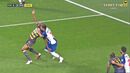24': Penálti II (ERRADO) - Herrera puxa Jefferson pelas costas, derrubando-o na área. Falta clara que o árbitro deixou passar