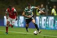 Battaglia (nota 2) - Apareceu muito no jogo, mas raramente nas zonas que lhe estão destinadas ou a contribuir com algo de positivo para a equipa