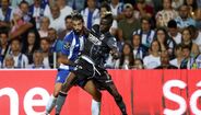 Sérgio Oliveira (3) - Bem na recuperação de bola e eficaz a entregar. Não se deixou afetar pela exibição negativa da semana passada.