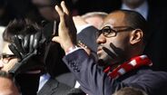 Lebron James - Adquiriu uma participação minoritário do Liverpool (10%)