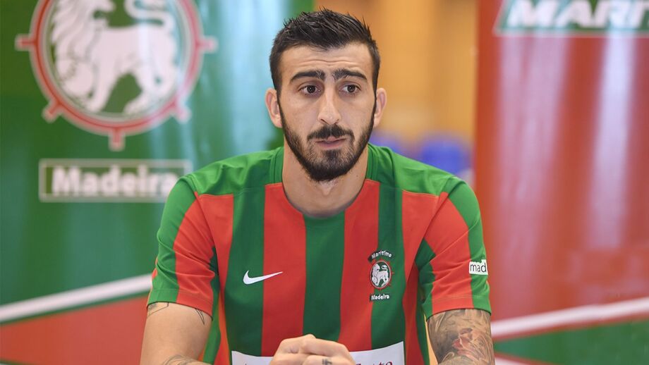 Nikolaos aceita repto dos 15 golos