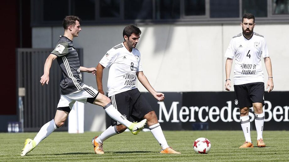 Uma (má) imitação de Kroos