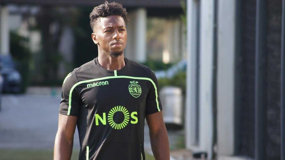 Diaby regressa aos treinos com Bas Dost e Nani ainda ausentes
