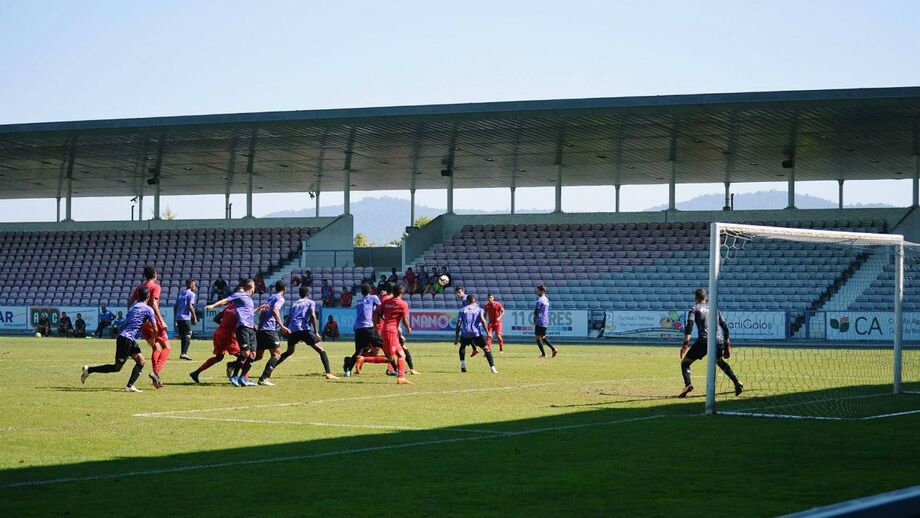 Cónegos empatam com o Gil Vicente em jogo de preparação