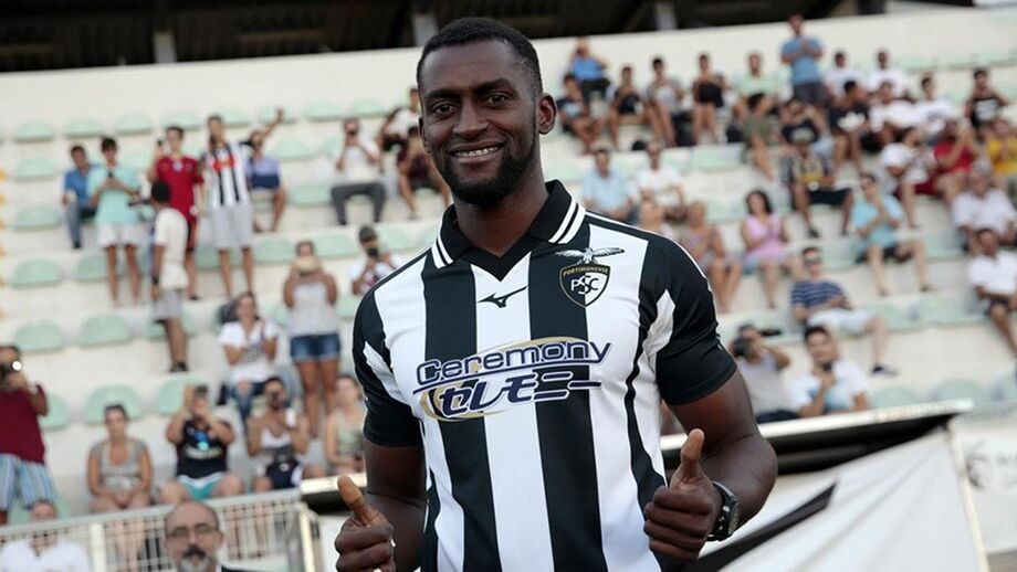 Portimonense derrota Farense na estreia de Jackson Martínez