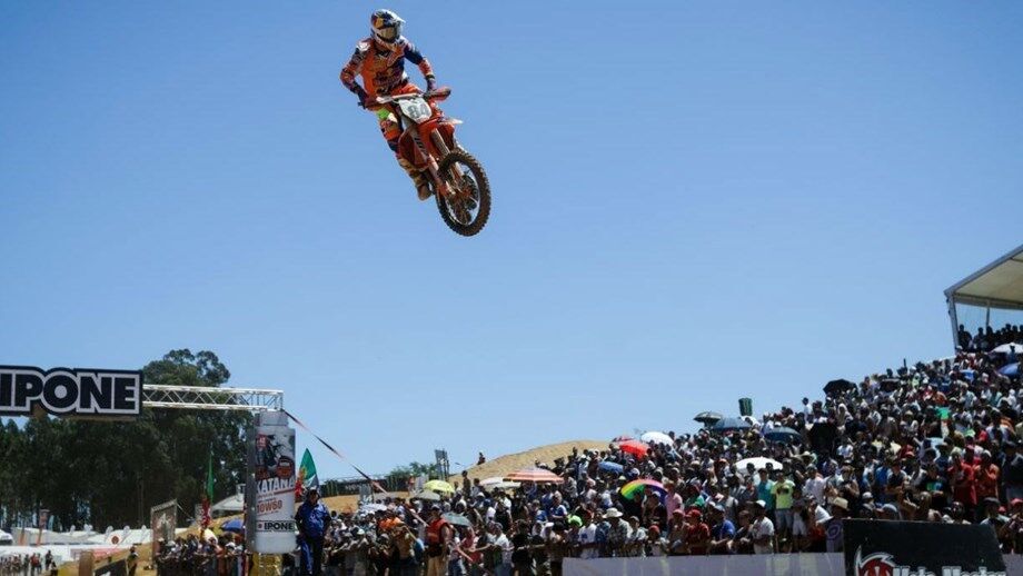 Jeffrey Herlings conquista Campeonato do Mundo de Motocrosse pela primeira vez