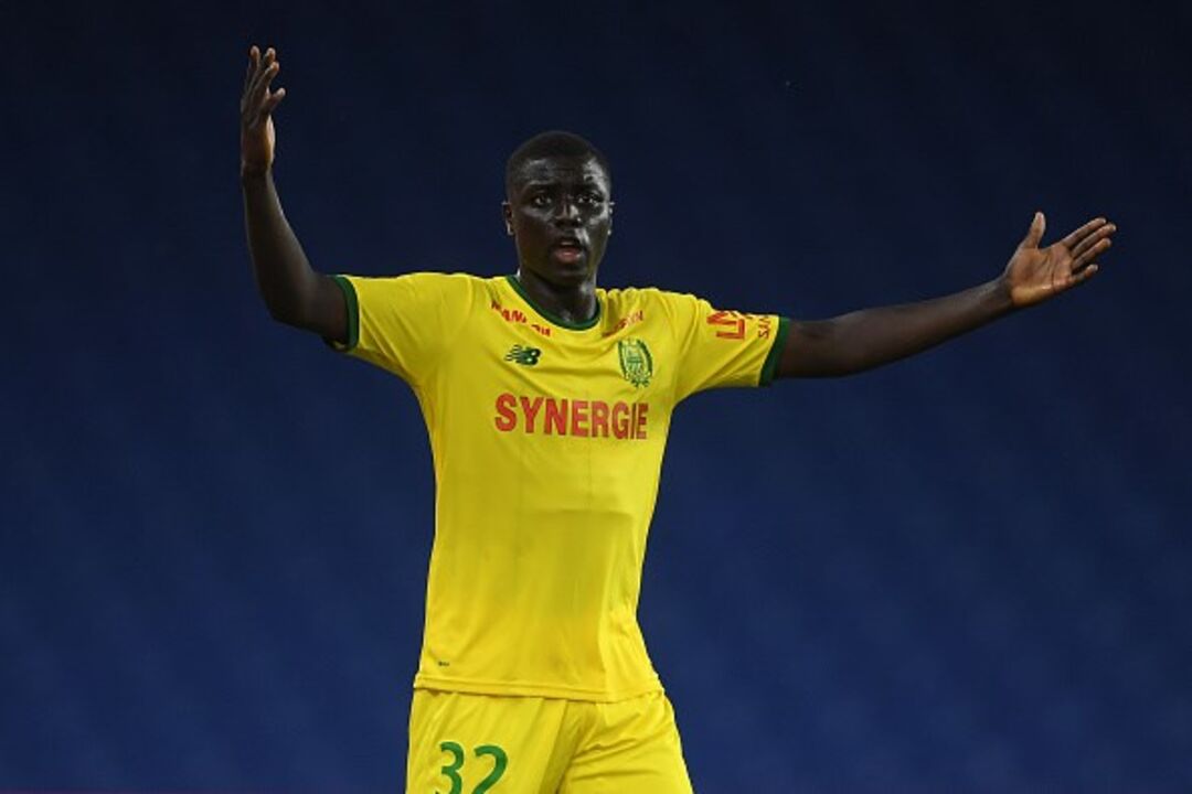 Abdoulaye Dabo (Nantes) - Médio, nasceu a 4 de março de 2001