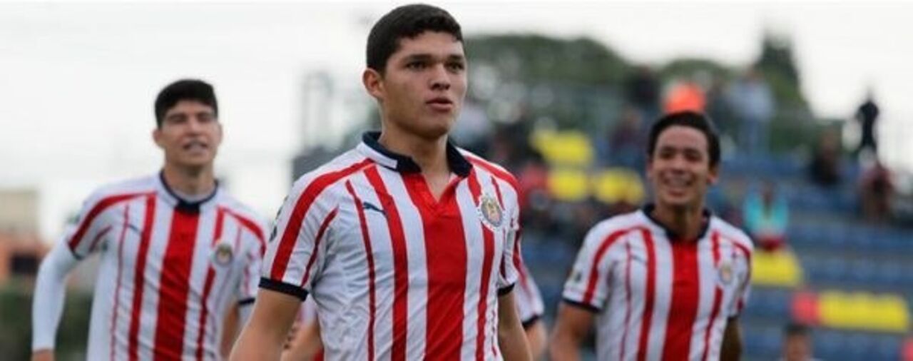 Sebastián Martínez (Guadalajara/México) - Avançado, nasceu a 6 de janeiro de 2001