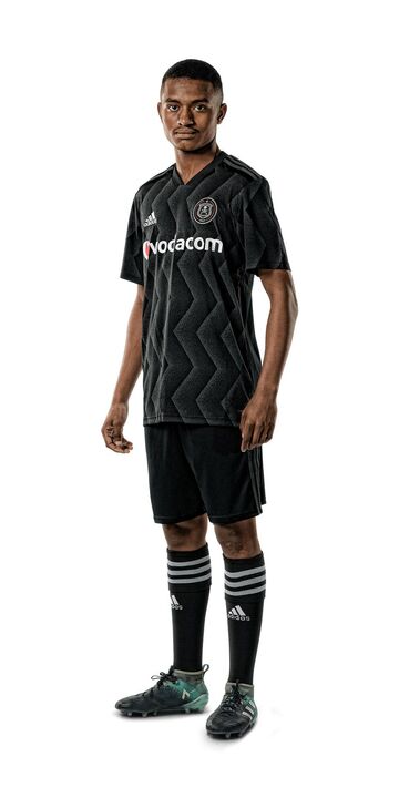 Augustine Mahlonoko (Orlando Pirates/África do Sul) - Médio ofensivo, nasceu a 17 de agosto de 2001