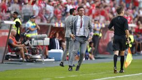 Espectáculo nos bancos: como Rui Vitória e Sérgio Conceição seguem o clássico