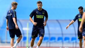 Selecionador suíço rendido a Seferovic