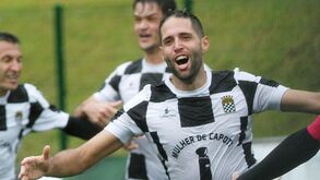 Xexé, o herói que saiu do escritório