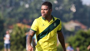 Tanque de pontaria afinada na taça