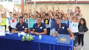 Ricardo, Walterson e Anderson visitaram Centro Escolar Luís de Camões